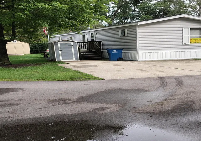 Photo 2 of Single family home for sale at 2701 Huizenga St #25, Norton Shores, MI 49444 | MLS# 71026047646 | Listing updated on 2026-09-09