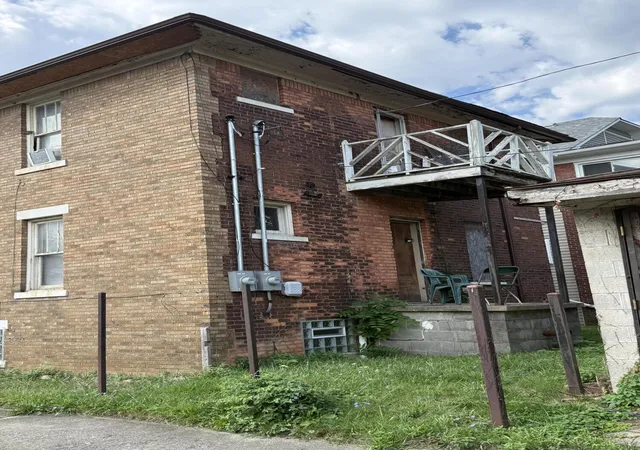 Photo 3 of Multi family home for sale at 4002 W Philadelphia St, Detroit, MI 48204 | MLS# 81026047652 | Listing updated on 2026-09-09
