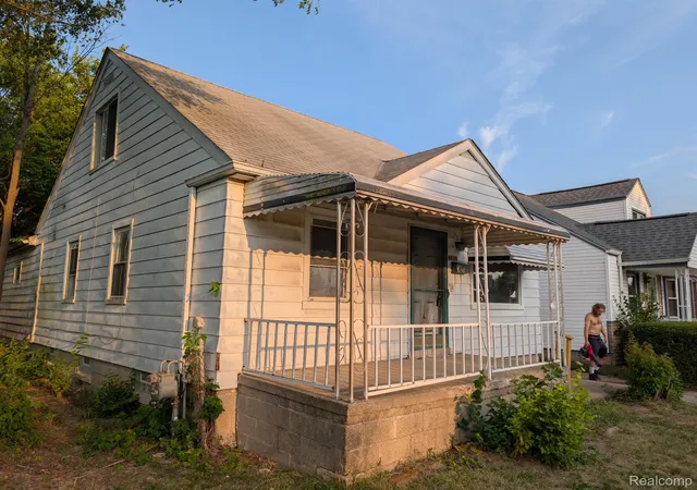 Photo 3 of Single family home for sale at 8838 Burt Rd, Detroit, MI 48228 | MLS# 20261072284 | Listing updated on 2026-09-09