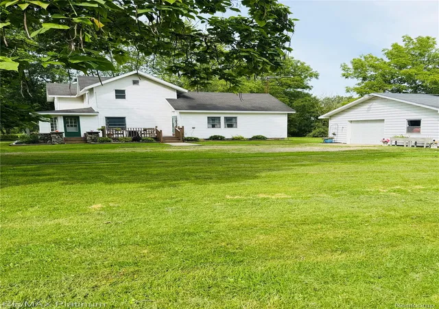 Photo 3 of Single family home for sale at 10551 E Goodall Rd, Durand, MI 48429 | MLS# 20261072315 | Listing updated on 2026-09-26