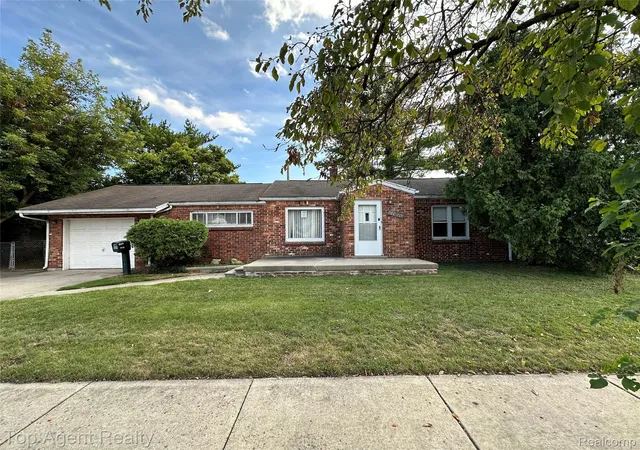 Photo 1 of Sale Pending at 11310 Packard Ave, Warren, MI 48089 | MLS# 20261072317 | Listing updated on 2026-09-11