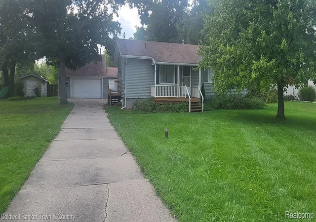 Photo 1 of Sale Pending at 1875 Lakena St, Hartland, MI 48353 | MLS# 20261072322 | Listing updated on 2026-09-09