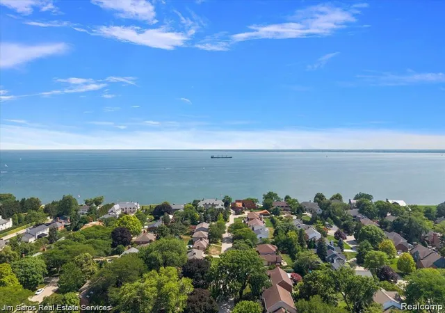 Photo 2 of Condo for sale at 378 Notre Dame St, Grosse Pointe, MI 48230 | MLS# 20261072328 | Listing updated on 2026-09-11
