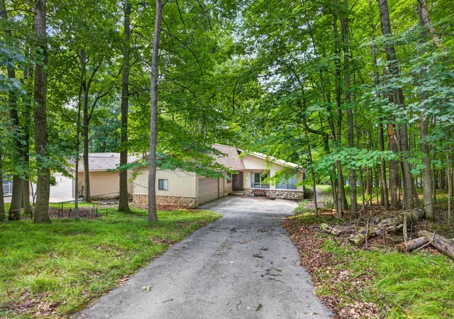 Photo 2 of Single family home for sale at 9855 Golf Port Dr N, Stanwood, MI 49346 | MLS# 72026047674 | Listing updated on 2026-09-15