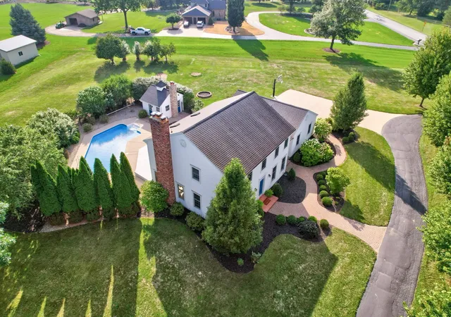 Photo 1 of Single family home for sale at 7030 Maple Rd, Frankenmuth, MI 48734 | MLS# 61050221144 | Listing updated on 2026-09-09
