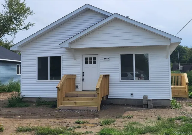 Photo 1 of Single family home for sale at 6048 Pearl St, Burton, MI 48509 | MLS# 20261072344 | Listing updated on 2026-09-09