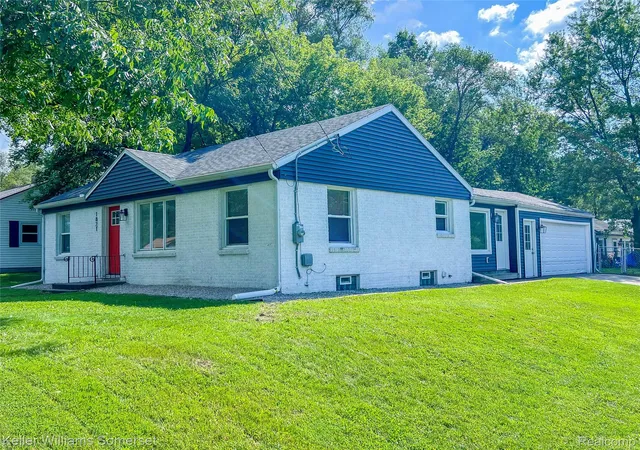 Photo 3 of Single family home for sale at 1821 Nazareth Rd, Kalamazoo, MI 49048 | MLS# 20261072347 | Listing updated on 2026-09-18