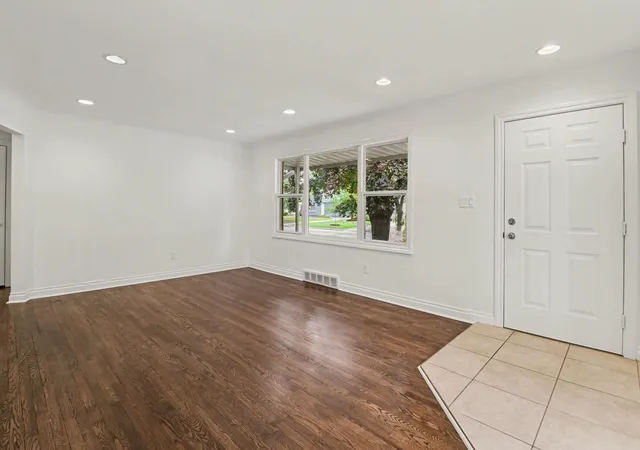 Photo 4 of Single family home for sale at 23051 Majestic St, Oak Park, MI 48237 | MLS# 81026047687 | Listing updated on 2026-09-11