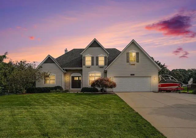 Photo 1 of Single family home for sale at 9521 Ridgecrest Dr, Zeeland, MI 49464 | MLS# 71026047688 | Listing updated on 2026-09-13