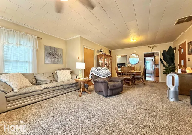 Photo 3 of Single family home for sale at 420 E King St, Owosso, MI 48867 | MLS# 5050221149 | Listing updated on 2026-09-16