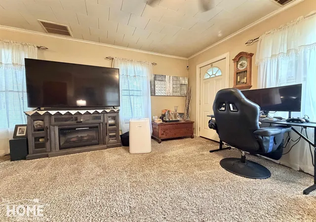 Photo 4 of Single family home for sale at 420 E King St, Owosso, MI 48867 | MLS# 5050221149 | Listing updated on 2026-09-16