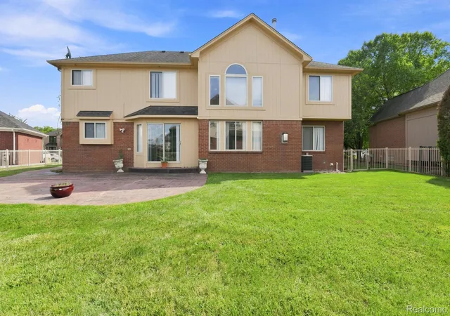 Photo 49 of Single family home for sale at 18779 Sandhurst Dr, Clinton Township, MI 48038 | MLS# 20261072357 | Listing updated on 2026-10-19