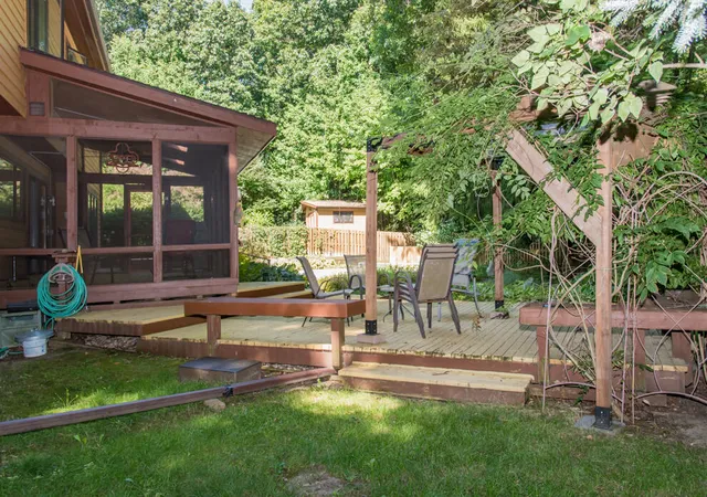 Photo 3 of Single family home for sale at 6798 Oak Highlands Dr, Kalamazoo, MI 49009 | MLS# 66026047690 | Listing updated on 2026-09-14
