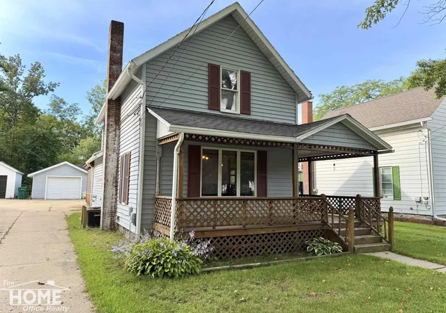 Photo 1 of Sale Pending at 416 E King St, Owosso, MI 48867 | MLS# 5050221151 | Listing updated on 2026-09-25