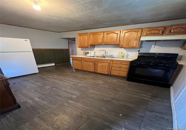 Photo 4 of Single family home for sale at 7252 Packard Ave, Warren, MI 48091 | MLS# 20261072363 | Listing updated on 2026-09-09