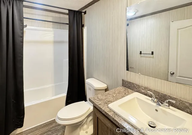 Photo 3 of Single family home for sale at 1637 Candytuft Ct, Albion, MI 49224 | MLS# 65026047695 | Listing updated on 2026-09-14