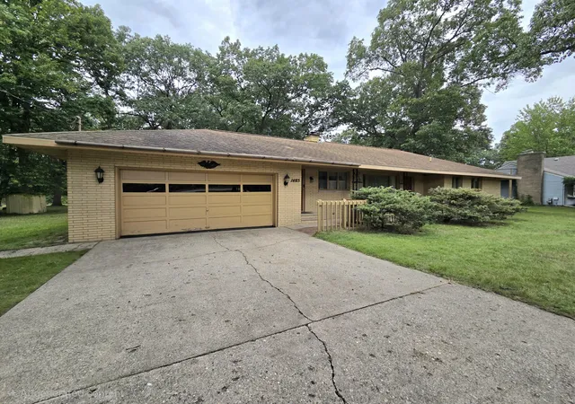 Photo 3 of Single family home for sale at 1465 Holton Rd, Muskegon, MI 49445 | MLS# 71026047694 | Listing updated on 2026-09-15