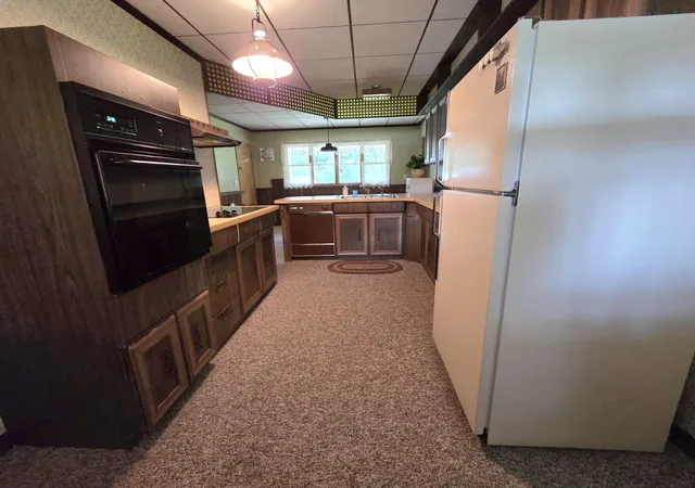 Photo 4 of Single family home for sale at 1465 Holton Rd, Muskegon, MI 49445 | MLS# 71026047694 | Listing updated on 2026-09-15
