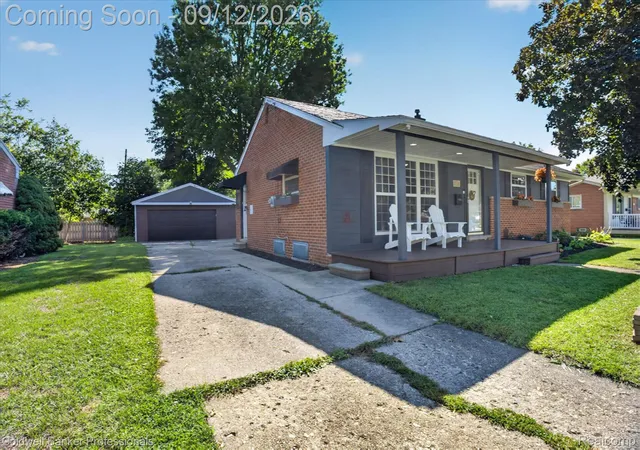Photo 2 of Single family home for sale at 5173 Greenleaf Dr, Swartz Creek, MI 48473 | MLS# 20261072372 | Listing updated on 2026-09-14