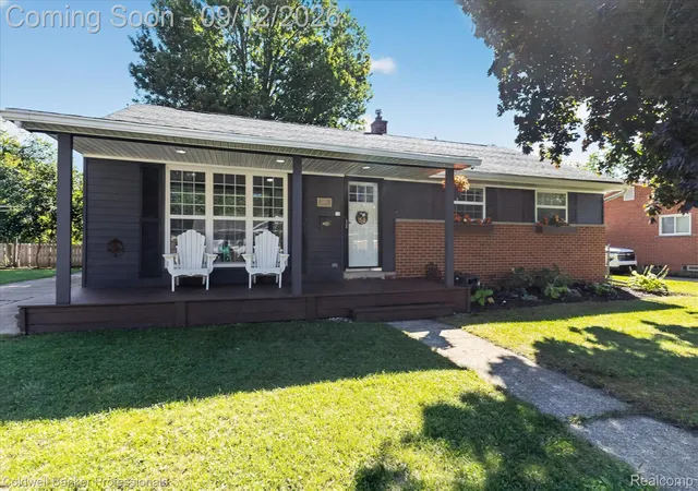Photo 3 of Single family home for sale at 5173 Greenleaf Dr, Swartz Creek, MI 48473 | MLS# 20261072372 | Listing updated on 2026-09-14