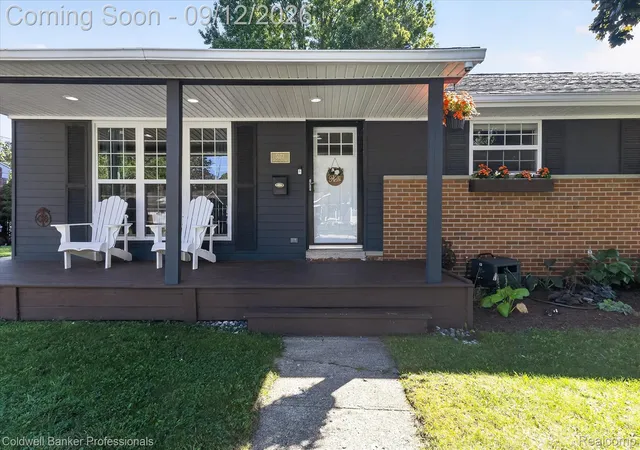 Photo 4 of Single family home for sale at 5173 Greenleaf Dr, Swartz Creek, MI 48473 | MLS# 20261072372 | Listing updated on 2026-09-14