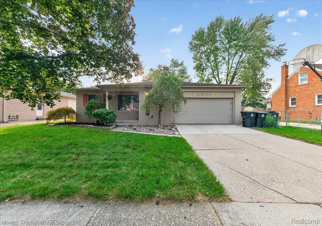 Photo 1 of Single family home for sale at 8933 Danzig St, Livonia, MI 48150 | MLS# 20261072376 | Listing updated on 2026-09-20