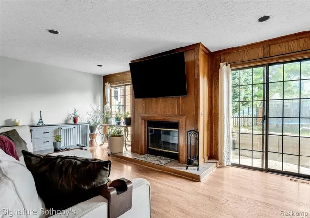 Photo 3 of Single family home for sale at 9925 Timothy Ln, South Lyon, MI 48178 | MLS# 20261072378 | Listing updated on 2026-10-04