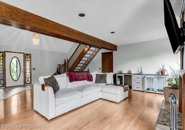 Photo 4 of Single family home for sale at 9925 Timothy Ln, South Lyon, MI 48178 | MLS# 20261072378 | Listing updated on 2026-10-04