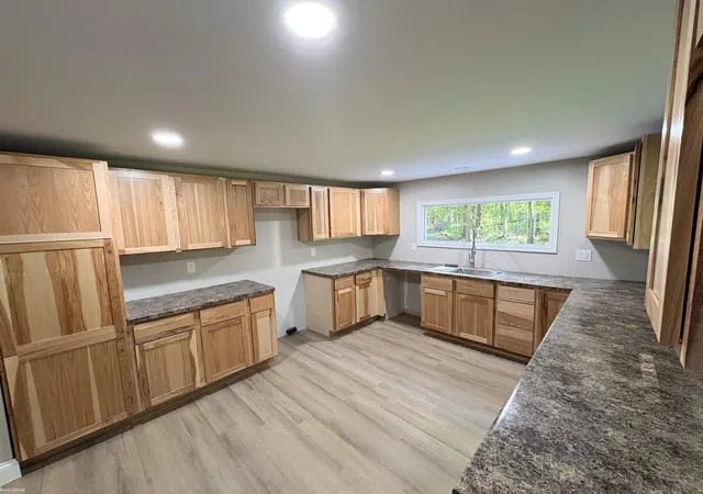 Photo 4 of Single family home for sale at 5167 Howard Rd, Kimball, MI 48074 | MLS# 58050221160 | Listing updated on 2026-09-09