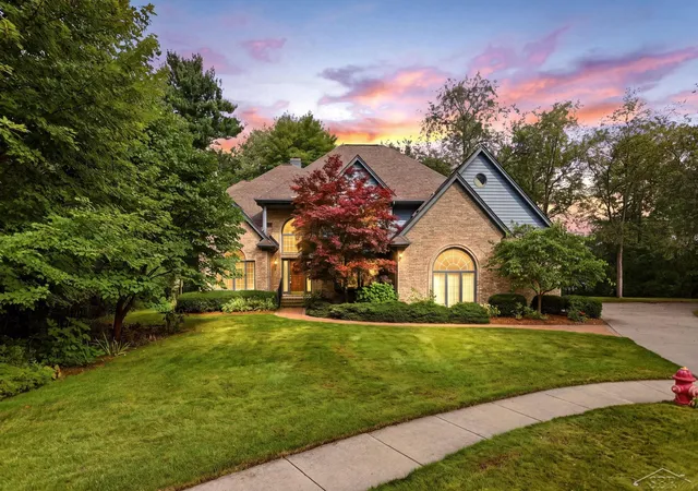 Photo 1 of Single family home for sale at 6119 Courtside Ct, Midland, MI 48642 | MLS# 61050221162 | Listing updated on 2026-09-15