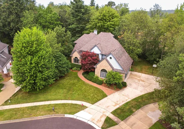 Photo 3 of Single family home for sale at 6119 Courtside Ct, Midland, MI 48642 | MLS# 61050221162 | Listing updated on 2026-09-15