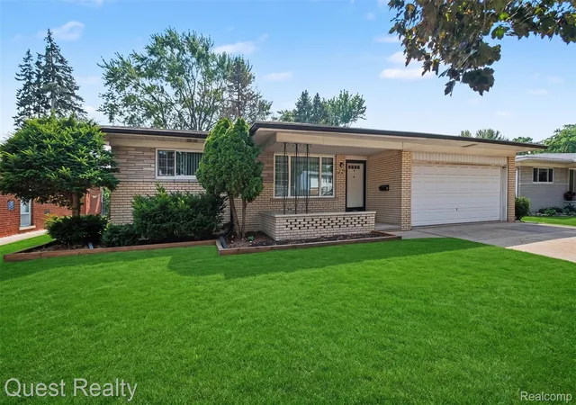 Photo 3 of Single family home for sale at 3450 Shampo Dr, Warren, MI 48092 | MLS# 20261072406 | Listing updated on 2026-09-09