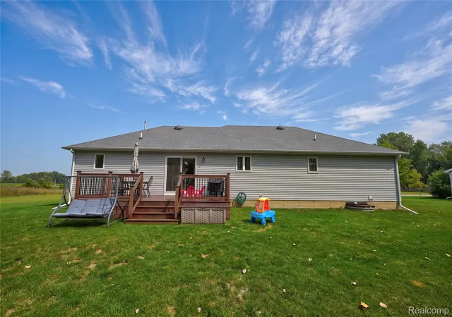 Photo 4 of Single family home for sale at 8035 Steven Pkwy, Mount Morris, MI 48458 | MLS# 20261072408 | Listing updated on 2026-09-26