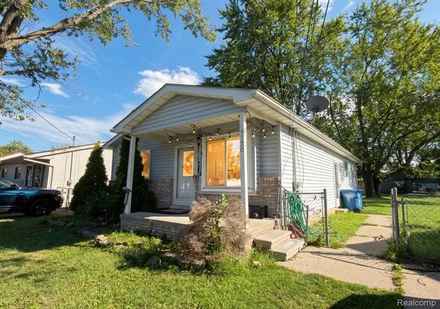 Photo 1 of Single family home for sale at 4530 Frazho Rd, Warren, MI 48091 | MLS# 20261072413 | Listing updated on 2026-09-13