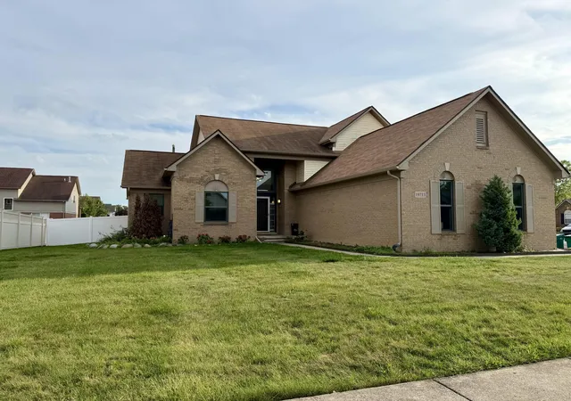 Photo 2 of Single family home for sale at 19713 Sexton St, Rockwood, MI 48173 | MLS# 81026047708 | Listing updated on 2026-09-15