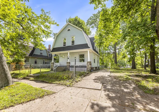 Photo 2 of Single family home for sale at 149 Oaklawn Ave, Battle Creek, MI 49037 | MLS# 64026047709 | Listing updated on 2026-09-09