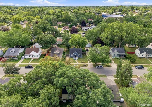 Photo 3 of Single family home for sale at 1707 Albany St, Ferndale, MI 48220 | MLS# 20261072418 | Listing updated on 2026-09-10