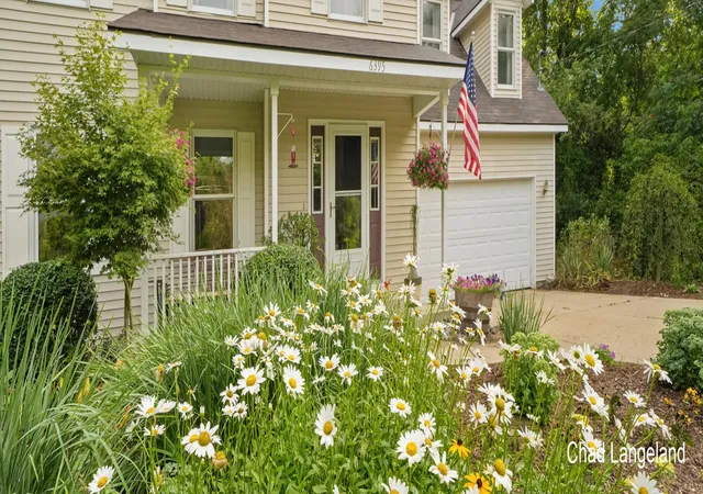 Photo 2 of Single family home for sale at 6395 143rd Avenue, Holland, MI 49423 | MLS# 71026047710 | Listing updated on 2026-09-10