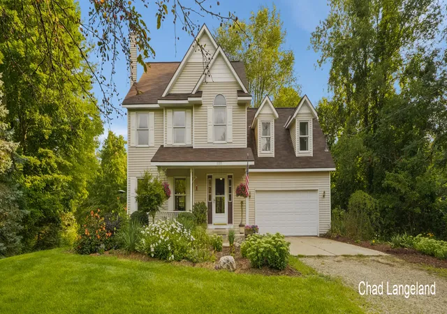 Photo 3 of Single family home for sale at 6395 143rd Avenue, Holland, MI 49423 | MLS# 71026047710 | Listing updated on 2026-09-10
