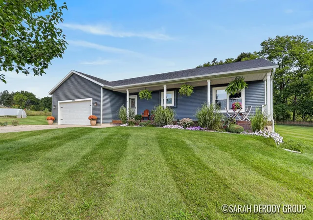 Photo 2 of Single family home for sale at 5514 W State Rd, Middleville, MI 49333 | MLS# 65026047712 | Listing updated on 2026-09-16