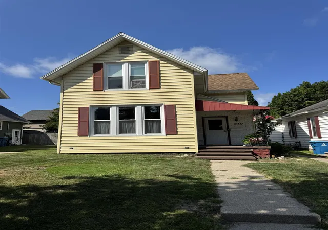 Single family home for sale at 370 4th Street, Manistee, MI 49660 | MLS# 78080073340