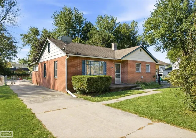 Photo 1 of Single family home for sale at 36066 Bartell St, Richmond, MI 48062 | MLS# 58050221181 | Listing updated on 2026-09-11