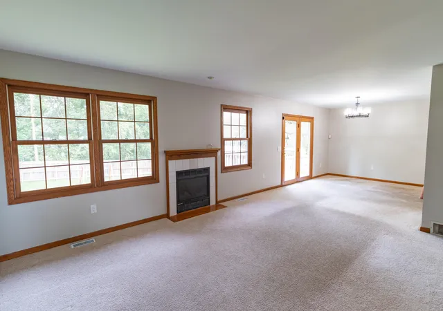 Photo 4 of Single family home for sale at 765 Chadds Frd Way, Kalamazoo, MI 49009 | MLS# 66026047726 | Listing updated on 2026-09-17