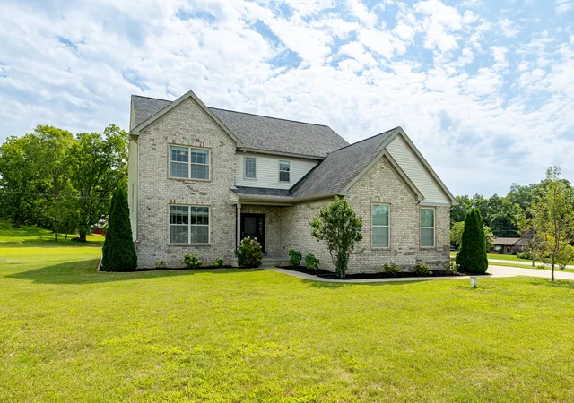 Photo 1 of Single family home for sale at 672 Meadow Hl Rd, Saline, MI 48176 | MLS# 81026047728 | Listing updated on 2026-09-14