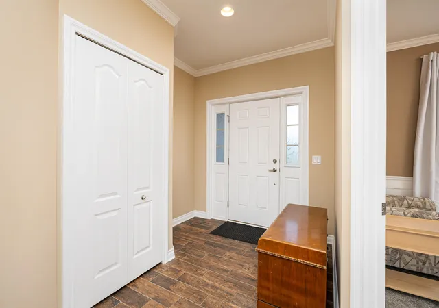 Photo 3 of Single family home for sale at 672 Meadow Hl Rd, Saline, MI 48176 | MLS# 81026047728 | Listing updated on 2026-09-14