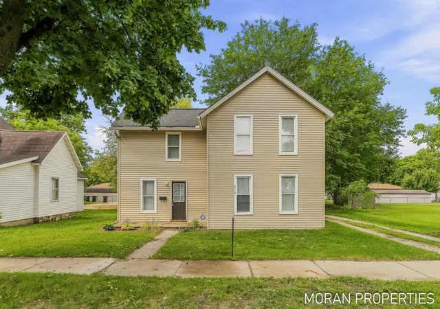 Single family home for sale at 215 2nd Avenue, Big Rapids, MI 49307 | MLS# 65026047730