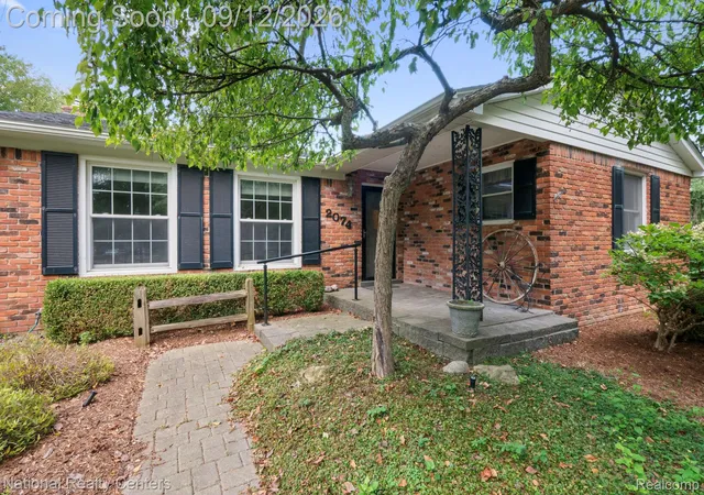 Photo 3 of Single family home for sale at 2074 Pear Tree Ln, Oakland, MI 48363 | MLS# 20261072441 | Listing updated on 2026-09-26