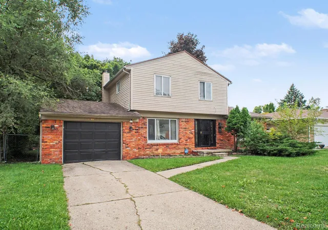 Photo 1 of Single family home for sale at 1837 Springfield St, Flint, MI 48503 | MLS# 20261072446 | Listing updated on 2026-09-11