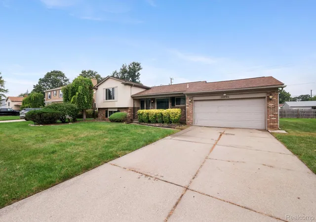 Photo 1 of Sale Pending at 38684 Meadowlawn St, Wayne, MI 48184 | MLS# 20261072451 | Listing updated on 2026-10-17