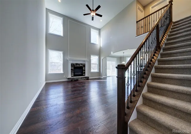 Photo 3 of Single family home for sale at 562 Round Rock Dr, Marion Township Livingston, MI 48843 | MLS# 20261072456 | Listing updated on 2026-10-18